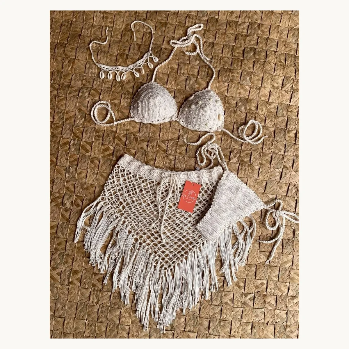Bikinis et maillots crochet fait main ZolaBelle, reference ZB042.