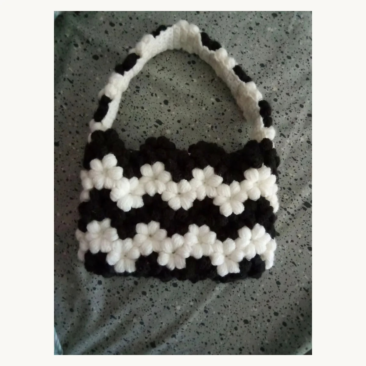 Sacs a main crochet fait main ZolaBelle, reference ZB032.